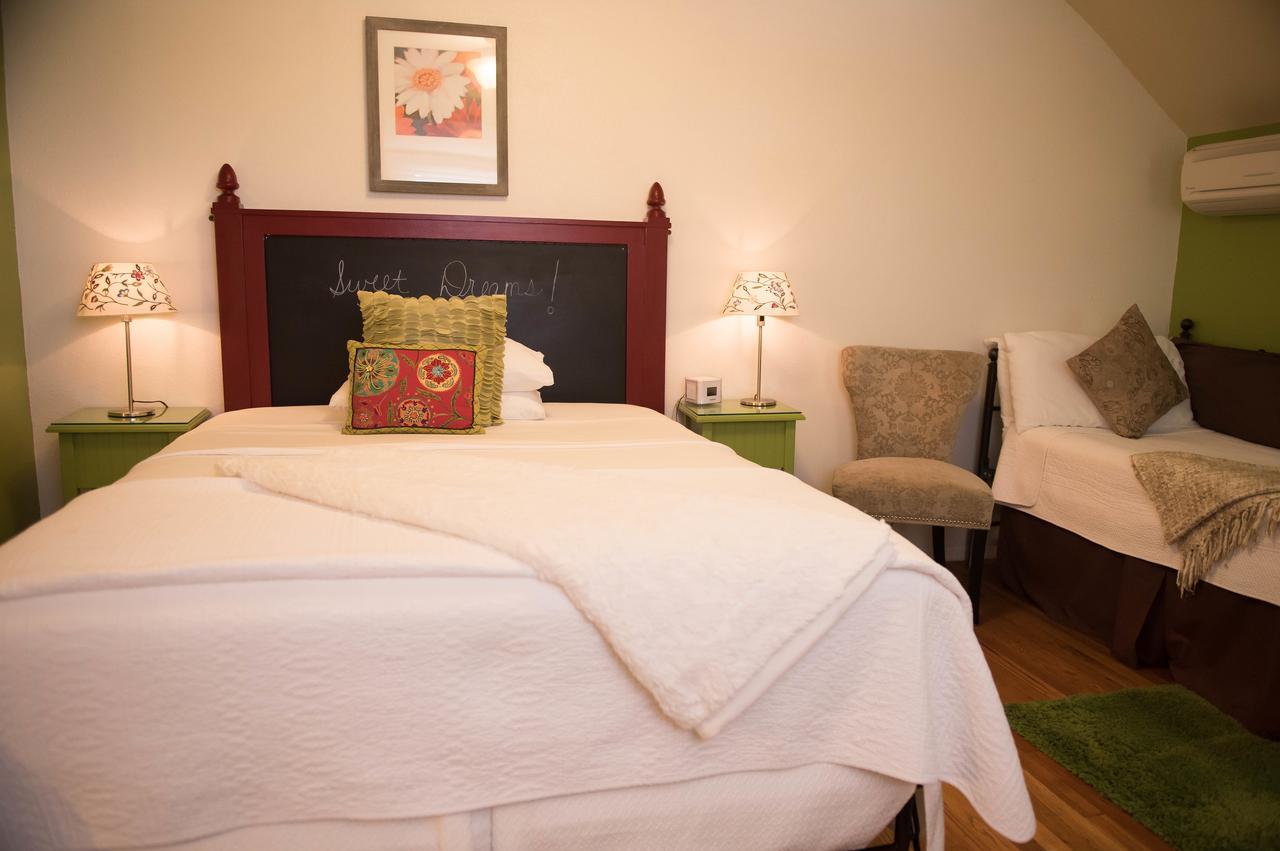 El Cuervo Abq Guest Rooms Албукерке Екстериор снимка