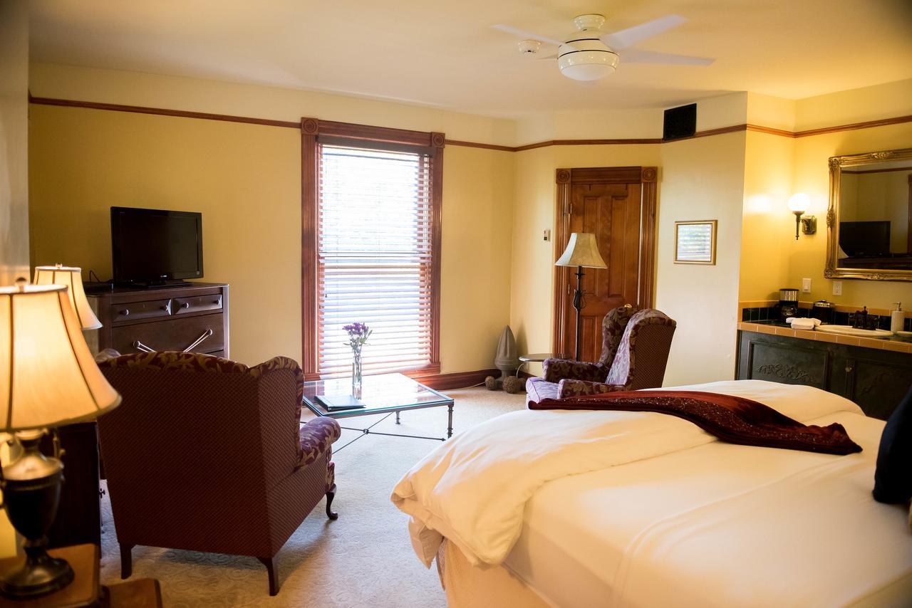 El Cuervo Abq Guest Rooms Албукерке Екстериор снимка